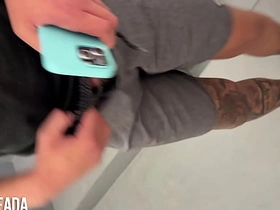 Chupei meu amigo na escada do prédio voltando da academia. asian muscle gay hd sex videos