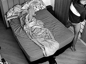 Spycam, homem batendo punheta e assistindo porno. asian gay site2 coition videos