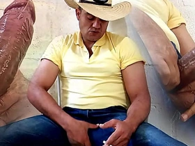 YURI GAÚCHO - AGROBOY SUPER DOTADO ESGUICHANDO PORRA DA PICA GROSSA - URSO BRASILEIRO GOZANDO FORTE asian gay uttered sex videos