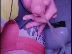 A twink lick his piss do research peeing in the toilet teen asian gay boys sex videos