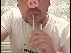 This Russian gay has a addiction: he loves the taste of fresh cum in his mouth! asian gay sex videos surpassing x