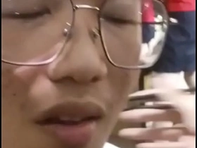 年輕小伙流露淫蕩神情讓人欲罷不能 asian tamil gay sex videos