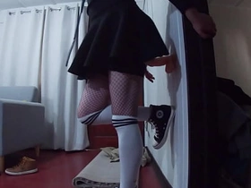 chico con mini falda comienza como principiante al fisting anal y introduce sus nuevos dildos grandes sex videos porn gay asian