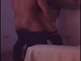 Compañero del internado policial se pasa mi cama y me folla despues de 3 meses de encierro asian gay sex leaked videos