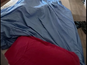 Si masturba sotto le lenzuola velocemente e intensamente e viene - orgasmo reale asian matture daddy gay sex videos