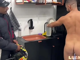 Trampando na Shoppe, tem uns viadinhos que te tira carry out sério, só pra dar o cuzinho pro entregador gostoso !!! porn videos of asian jubilant brutal sex