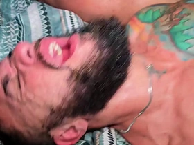 VIERAM ME VISITAR E ACABOU ROLANDO UMA PUTARIA A 4. asian village gay sex videos