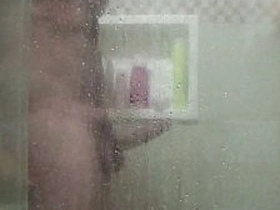 Gente! Meu tio está hospedado aqui e olha o que filmei ele fazendo! gay copulation videos asian xxx