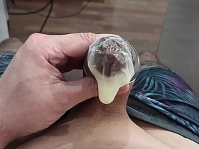 ENCHENDO A CAMISINHA DE LEITE asian small gay sex videos