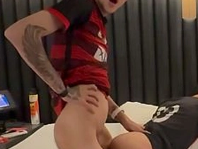 DEPOIS DO JOGO, ARROMBEI O ATACANTE DO TIME asian gay big cock sex videos